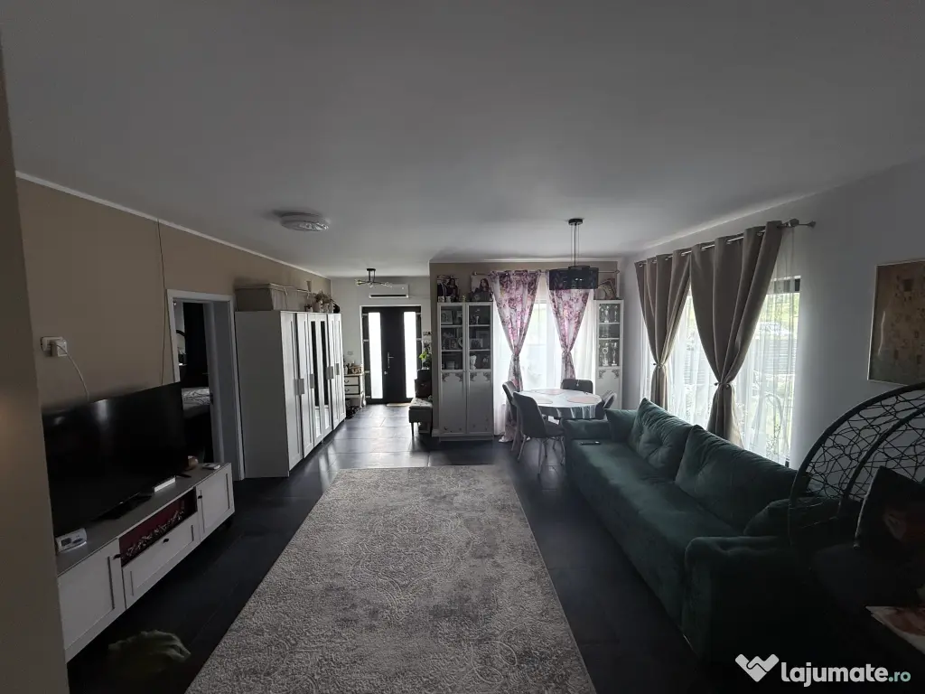 Vand casa Margineni mobilata si utilata