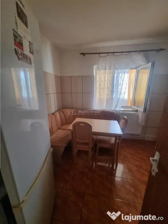 Apartament 3 cam,72 mp , doua bai zona PECO - Alexandria (Teleorman)