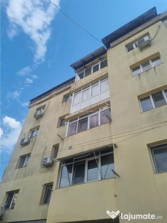 Apartament 3 cam,72 mp , doua bai zona PECO - Alexandria (Teleorman)