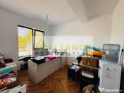 Casa individuala cu piscina incalzita 5 camere 120 mp utili 280