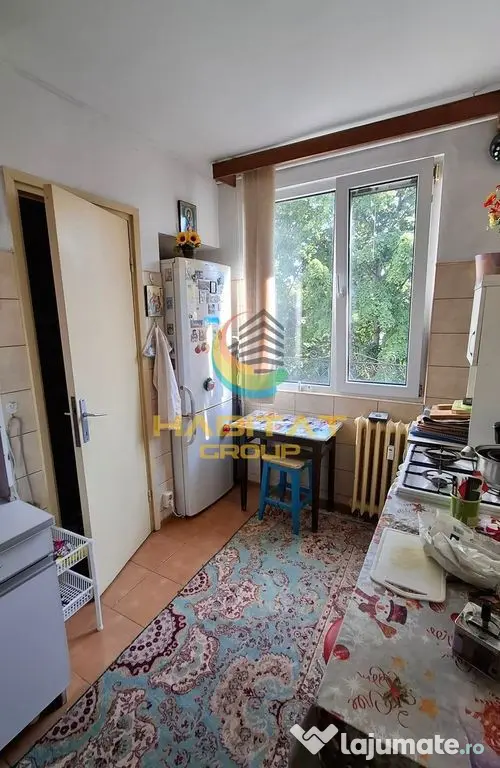 Apartament 4 camere decomandat Resita - Scoala 129 - Bucuresti (Bucuresti-Ilfov)
