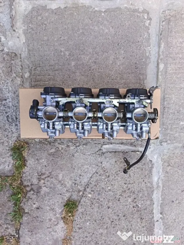 CARBURATOARE suzuki gsxr 600 / 750 SRAD - Targu Ocna (Bacau)