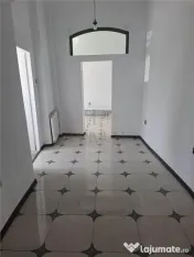 Spatiu renovat modern ideal salon de infrumusetare, birouri 