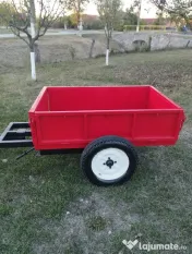 Tractoras gazon dotat cu lama de zapada si remorca de 500 Kg stare impecabila 