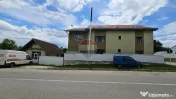 Casă / Vilă cu 900 teren intravilan, Salcea, Suceava 