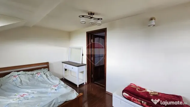 Casă / Vilă cu 900 teren intravilan, Salcea, Suceava - Salcea (Suceava)