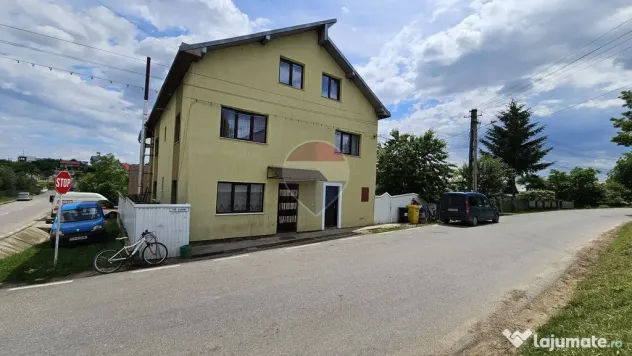 Casă / Vilă cu 900 teren intravilan, Salcea, Suceava - Salcea (Suceava)
