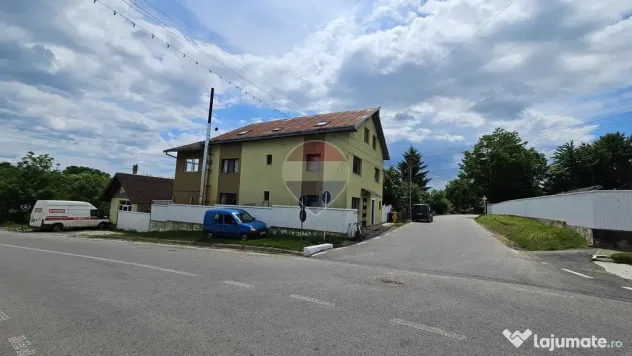 Casă / Vilă cu 900 teren intravilan, Salcea, Suceava - Salcea (Suceava)
