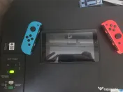 Nintendo Switch V2 Neon Husă și cutie