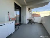 Apartament cu 2 camere de vânzare — Zonă Semicentrală,