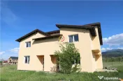 Vila cu 2 duplexuri in Cristian strada I C Bratianu 