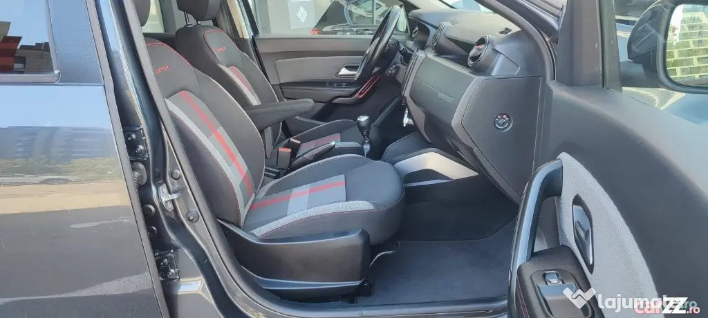 DACIA DUSTER an 2020 motor 1.5 dci 116 cp euro 6. km 132.000km - Timisoara (Timis)