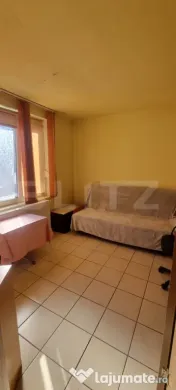 Apartament cu etaj 3camere 