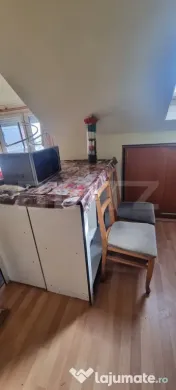 Apartament cu etaj 3camere 