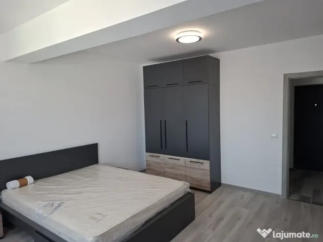 Apartament 3 camere nou