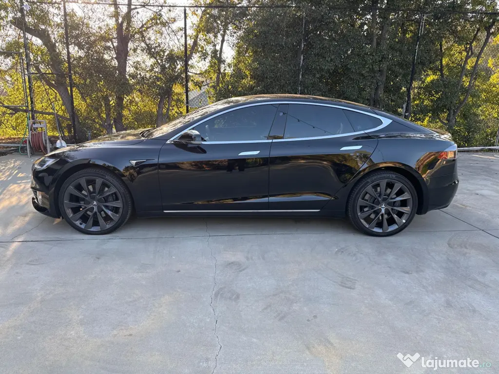 Dezmembrez Tesla Model S 2016 - 2021