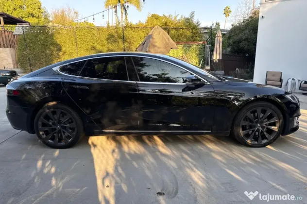 Dezmembrez Tesla Model S 2016 - 2021