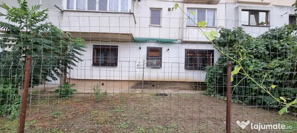 Apartament 2 camere/Parter/Zona spital/Adjud - Adjud (Vrancea)