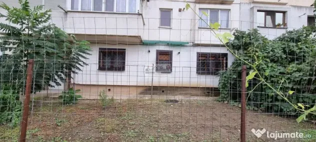 Apartament 2 camere/Parter/Zona spital/Adjud - Adjud (Vrancea)