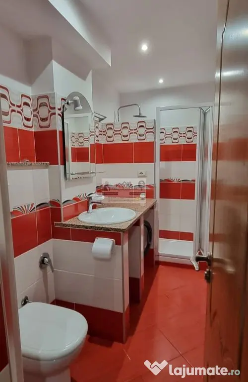 Apartament 2 camere/Parter/Zona spital/Adjud - Adjud (Vrancea)