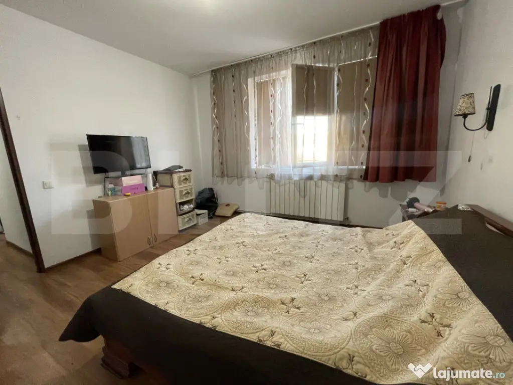 Apartament 3 camere, 50 mp, etaj 4 – zonă semicentrală - Zalau (Salaj)