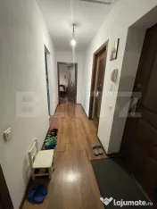 Apartament 3 camere, 50 mp, etaj 4 – zonă semicentrală