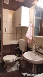 Vitan mall etaj 6 decomandat 
