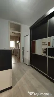 Vitan mall etaj 6 decomandat 