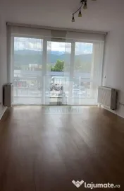 Apartament cu 3 camere, 2 bai, parcare-zona Avangarden 1 