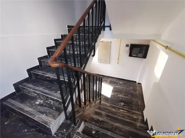 Spatiu de inchiriat, zona centrala, pretabil pentru diverse - Brasov (Brasov)