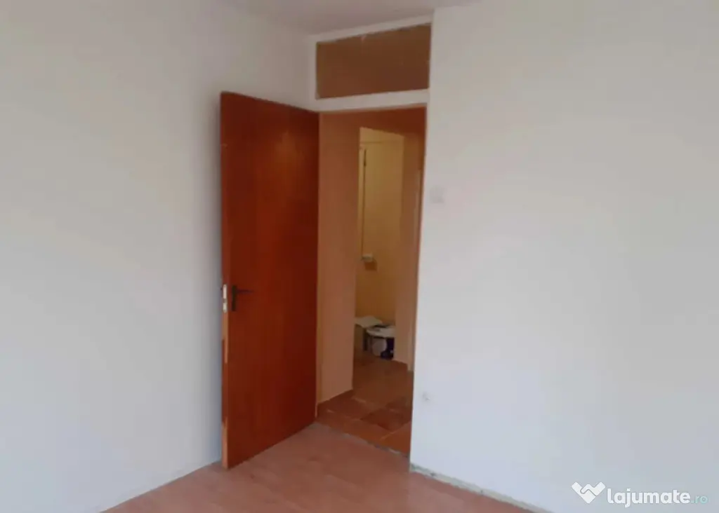 Vanzare apartament 2 camere - Sector 2- Zona Bd Chisinau - B - Bucuresti (Bucuresti-Ilfov)