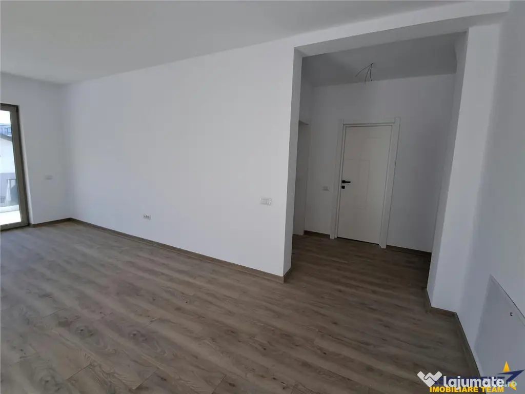 Decomandat si spatios, 62 mp utili, in bloc tip vila, Tracto - Brasov (Brasov)