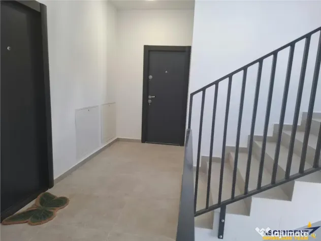 Decomandat si spatios, 62 mp utili, in bloc tip vila, Tracto - Brasov (Brasov)