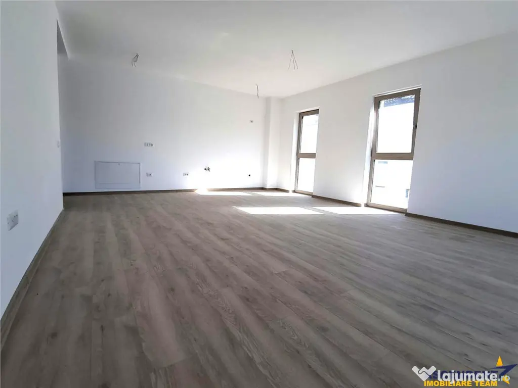 Decomandat si spatios, 62 mp utili, in bloc tip vila, Tracto - Brasov (Brasov)