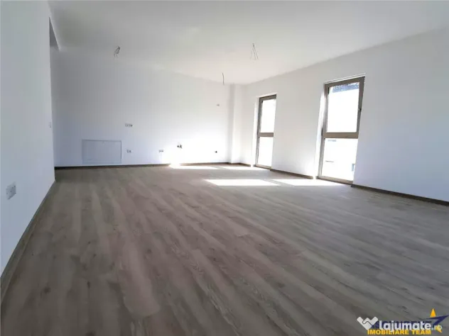 Decomandat si spatios, 62 mp utili, in bloc tip vila, Tracto - Brasov (Brasov)