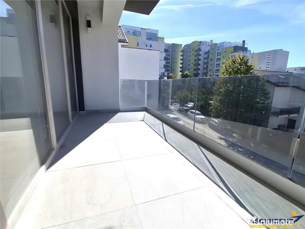 Decomandat si spatios, 62 mp utili, in bloc tip vila, Tracto - Brasov (Brasov)