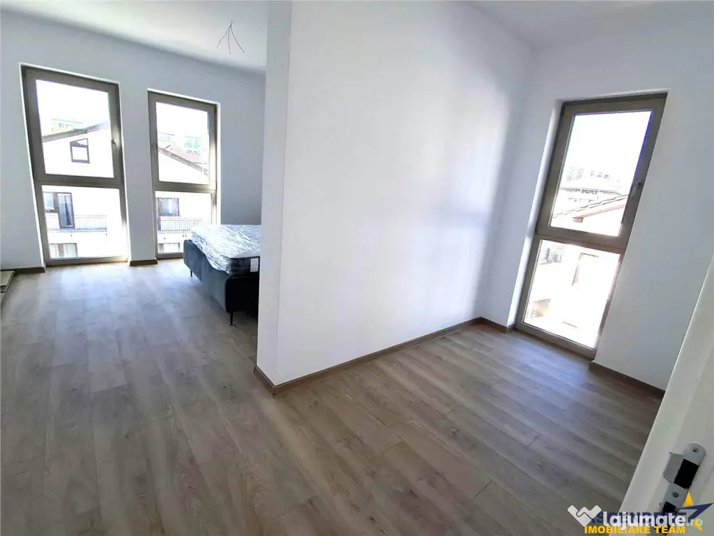 Decomandat si spatios, 62 mp utili, in bloc tip vila, Tracto - Brasov (Brasov)