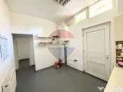 Spațiu comercial de vânzare, Bartolomeu