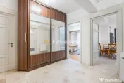 Apartament 4 camere | 2 locuri de parcare | Curte proprie | Lacul Tei