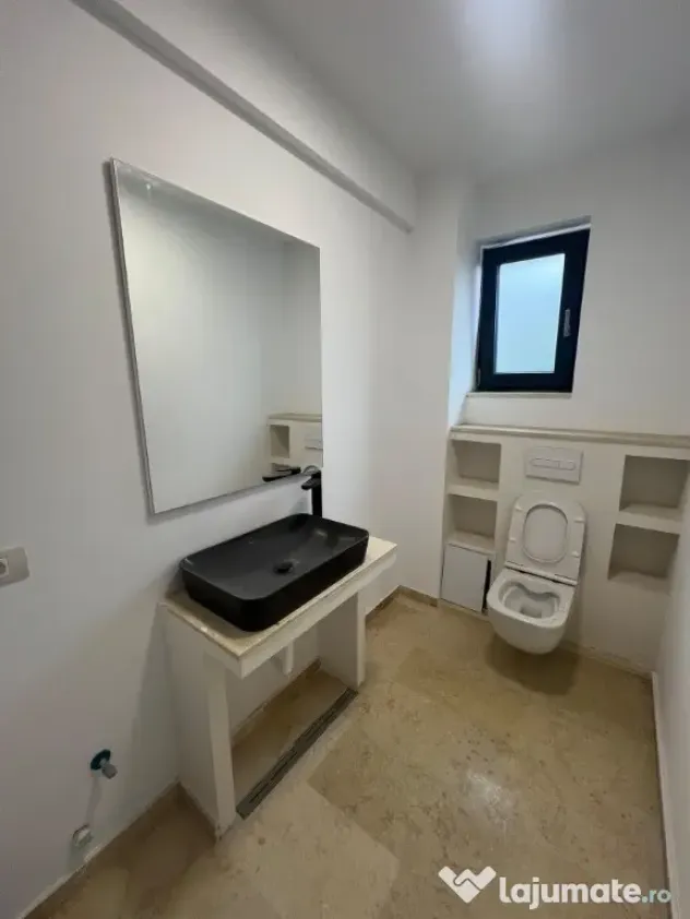 De vânzare vilă Agigea P+1+terasă cu vedere superbă către lac - Agigea (Constanta)
