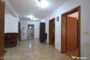 Castelu - Str. Florilor, casa din 2012, teren 737 mp si 106 mp utili 
