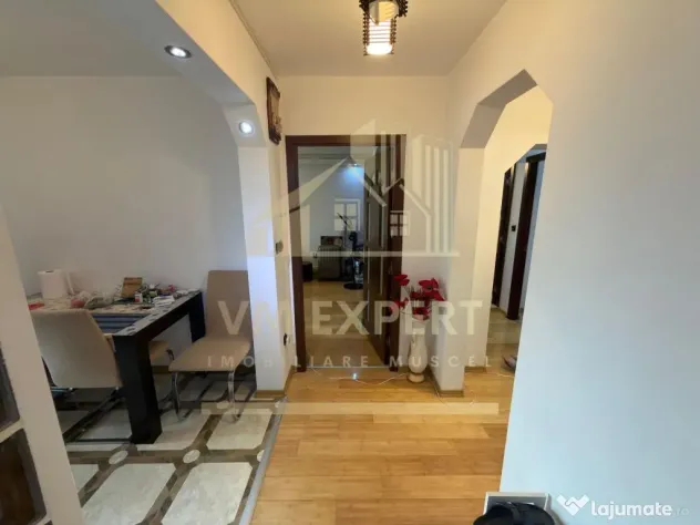 APARTAMENT 3 CAMERE ETAJ 3 VIȘOI CAMPULUNG - Campulung (Arges)