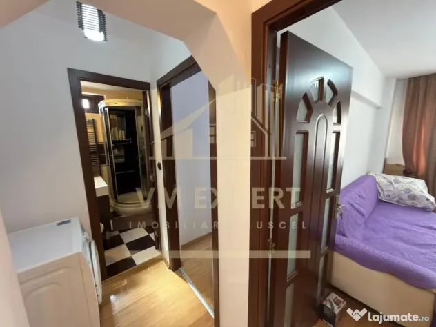 APARTAMENT 3 CAMERE ETAJ 3 VIȘOI CAMPULUNG - Campulung (Arges)