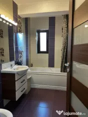 APARTAMENT 3 CAMERE,MODERN ,DECOMANDAT