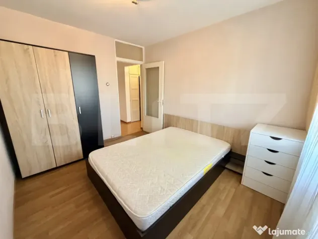 Apartament 3 camere,2 bai,parcare si beci,zona Cetate-piata - Alba Iulia (Alba)