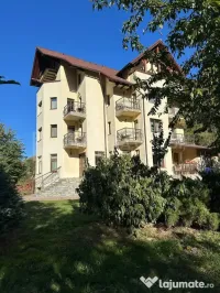 IMOBIL DE ÎNCHIRIAT MOIECIU DE JOS 1.000 MP + TEREN 2.000 MP 17 CAMERE 