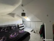 Apartament cu 2 camere + dormitor amenajat la etaj, zona Stejarului 