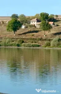 Casă + Teren de Vânzare 