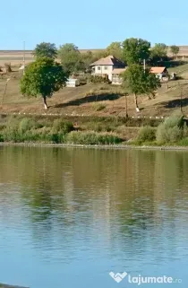Casă + Teren de Vânzare