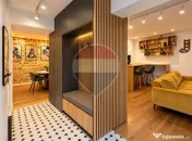 | Oportunitate Rară | Casă Individuală -Ultracentrală cu 2 Parcări |